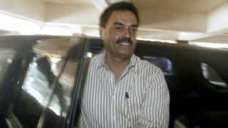 Indian bowlers will struggle to bowl England out twice, says Dilip Vengsarkar